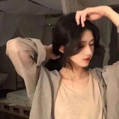 彩鸾春色
